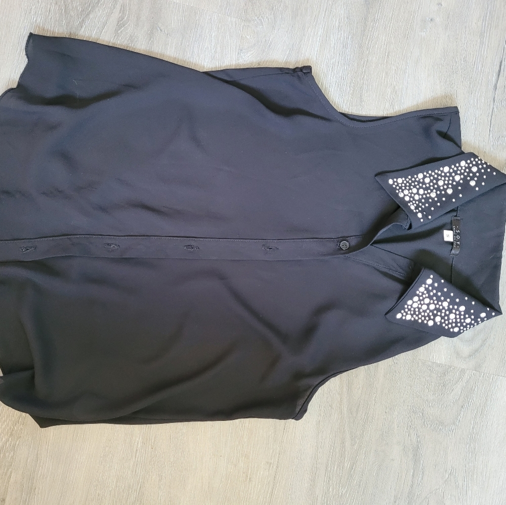 Chic Blouse